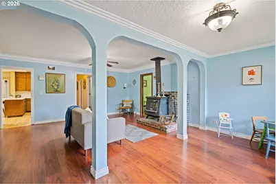 621 S Second St, Toledo, WA 98591 - Photo 3