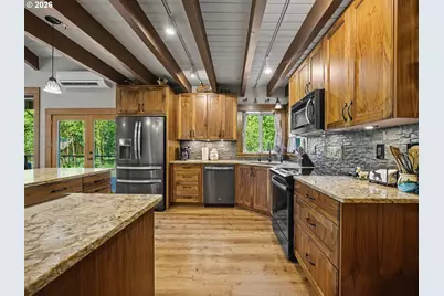 21367 E Blue Jay Ln, Brightwood, OR 97011 - Photo 11