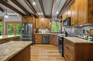 21367 E Blue Jay Ln, Brightwood, OR 97011 - Photo 11