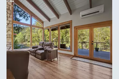 21367 E Blue Jay Ln, Brightwood, OR 97011 - Photo 7