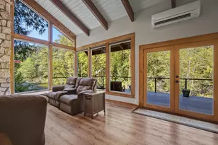 21367 E Blue Jay Ln, Brightwood, OR 97011 - Photo 7