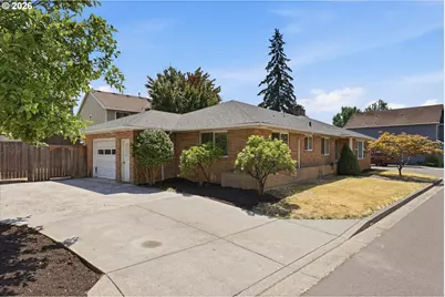 858 N 20th Way, Cornelius, OR 97113 - Photo 3