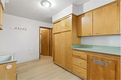 858 N 20th Way, Cornelius, OR 97113 - Photo 23
