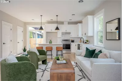 8431 NE Hassalo St, Portland, OR 97220 - Photo 5