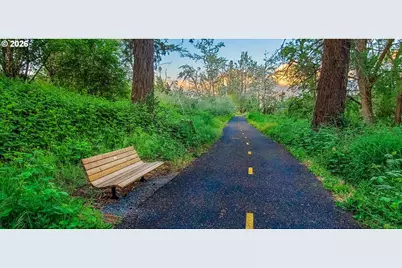 1043 Meek Way, West Linn, OR 97068 - Photo 43