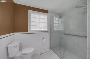 3828 Ashford Dr, Eugene, OR 97405 - Photo 15