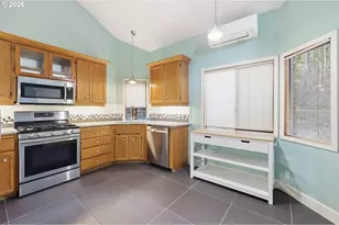 3828 Ashford Dr, Eugene, OR 97405 - Photo 17