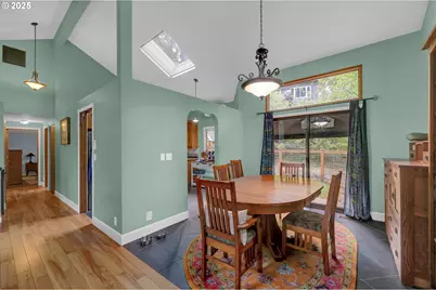 3828 Ashford Dr, Eugene, OR 97405 - Photo 13