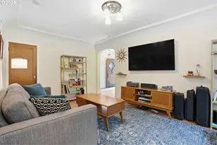 2250 NE Flanders St, Portland, OR 97232 - Photo 7