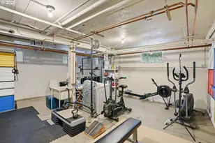 2250 NE Flanders St, Portland, OR 97232 - Photo 19