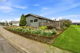 1694 Sunrise Cir NW, Salem, OR 97304 - Photo 27