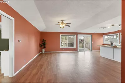 1694 Sunrise Cir NW, Salem, OR 97304 - Photo 5