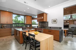 3961 SE Berkeley Way, Portland, OR 97202 - Photo 13