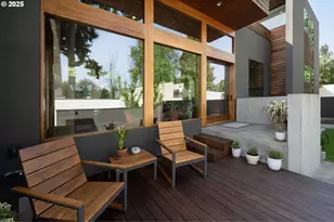 3961 SE Berkeley Way, Portland, OR 97202 - Photo 33