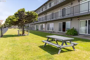 4229 SW Beach Ave, Lincoln City, OR 97367 - Photo 21