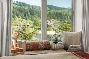 353 N Breaker Point Dr, Cannon Beach, OR 97110 - Photo 31