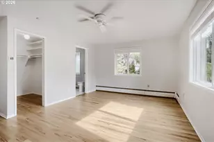 7190 SW Renee Dr, Portland, OR 97225 - Photo 17