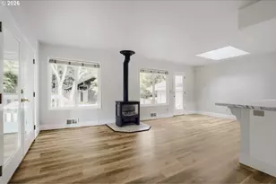 7190 SW Renee Dr, Portland, OR 97225 - Photo 13