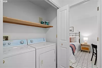 6718 N Richmond Ave, Portland, OR 97203 - Photo 25