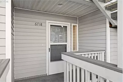 6718 N Richmond Ave, Portland, OR 97203 - Photo 7