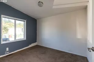 2154 Oregon St, Saint Helens, OR 97051 - Photo 9