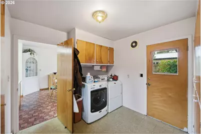 830 Chicago Ave, Bandon, OR 97411 - Photo 17