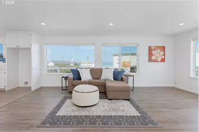 563/565 SW 4th St, Newport, OR 97365 - Photo 5