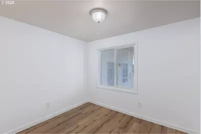 563/565 SW 4th St, Newport, OR 97365 - Photo 45