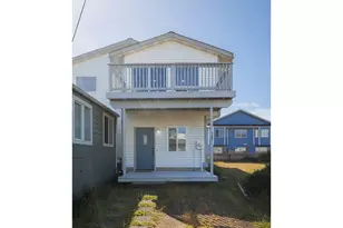 563 SW 4th St, Newport, OR 97365 - Photo 29