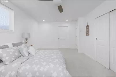 563/565 SW 4th St, Newport, OR 97365 - Photo 17