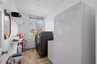 402 E Main St, Weston, OR 97886 - Photo 23