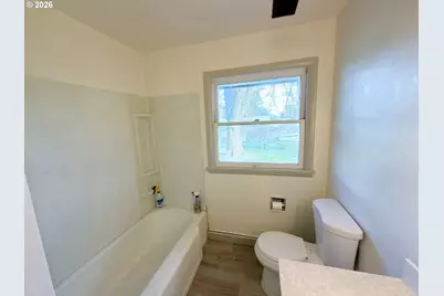 725 SW 11th St, Hermiston, OR 97838 - Photo 9