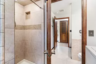 1105 SW 10th Dr, Gresham, OR 97080 - Photo 29