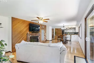 1105 SW 10th Dr, Gresham, OR 97080 - Photo 41