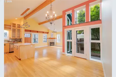 255 23rd St, Astoria, OR 97103 - Photo 5