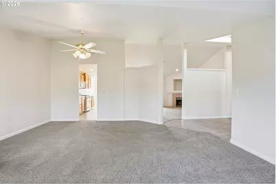 734 E 15th Cir, La Center, WA 98629 - Photo 9