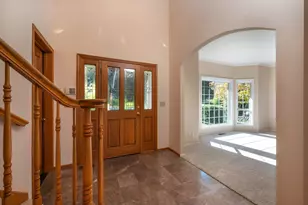 2037 Morning View Dr, Eugene, OR 97405 - Photo 5