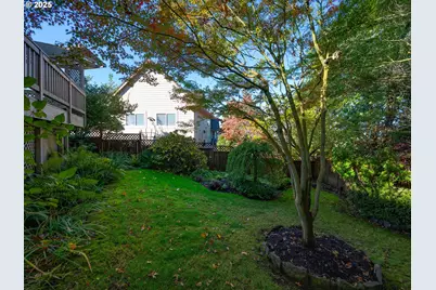 2037 Morning View Dr, Eugene, OR 97405 - Photo 43