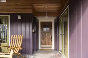 323 SE Cowls St, McMinnville, OR 97128 - Photo 5