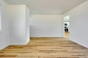 1086 Wilson St, Woodburn, OR 97071 - Photo 5