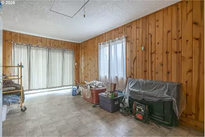 3735 Wilton Ave, Salem, OR 97305 - Photo 13