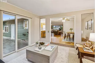 1065 Columbia Ave, Gladstone, OR 97027 - Photo 17