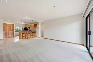 910 NW Naito Pkwy NW, Portland, OR 97209 - Photo 7