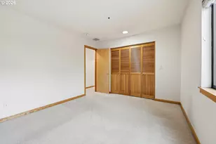 910 NW Naito Pkwy NW, Portland, OR 97209 - Photo 15