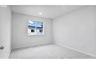 422 SW 32nd St, Battle Ground, WA 98604 - Photo 9