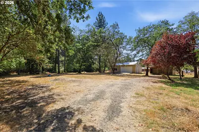 25804 Wiggins Ln, Veneta, OR 97487 - Photo 33