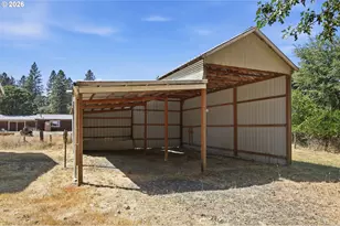 25804 Wiggins Ln, Veneta, OR 97487 - Photo 31