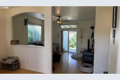 158 Canary Ave, Creswell, OR 97426 - Photo 7