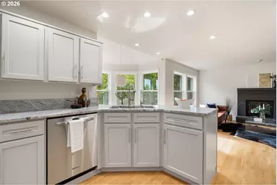 17 Grouse Ter, Lake Oswego, OR 97035 - Photo 15