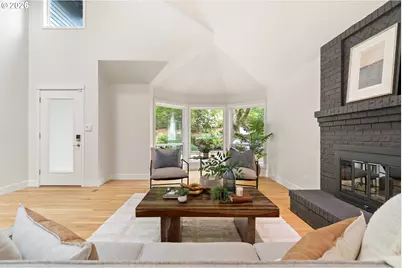 17 Grouse Ter, Lake Oswego, OR 97035 - Photo 5